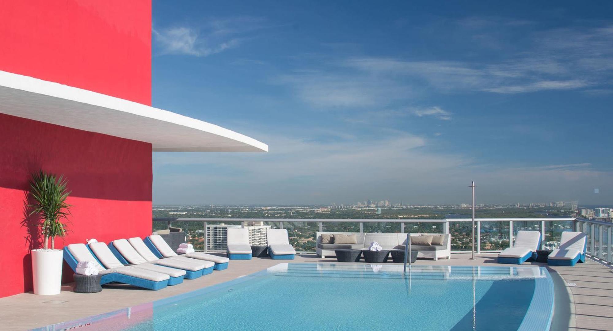 2602 E Hallandale Beach Blvd 1 Br Βίλα Εξωτερικό φωτογραφία